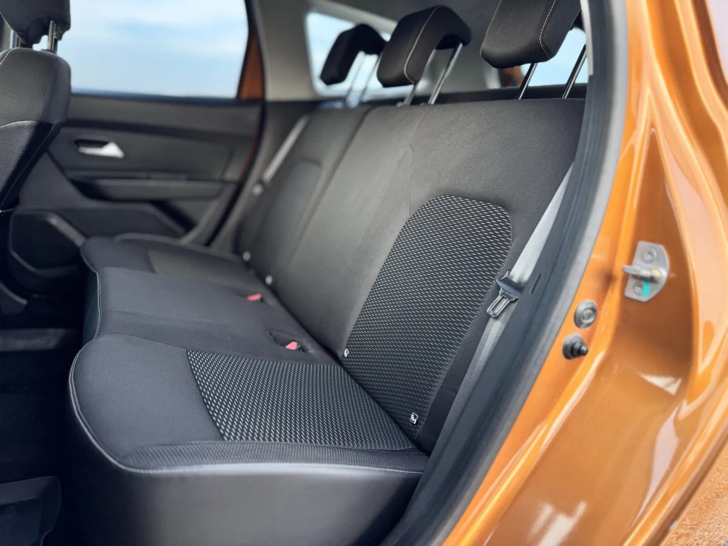 Cumpara/ Vinde online Dacia Duster 2018 SH, la cel mai bun pret pentru tine!