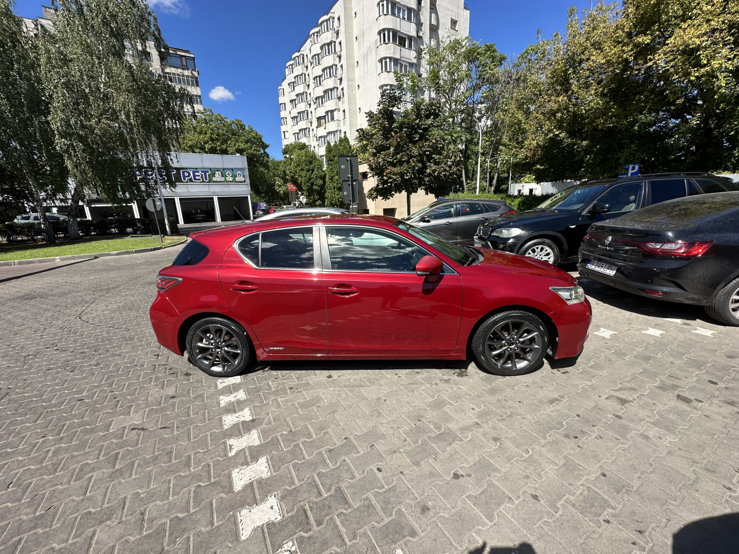 Cumpara/ Vinde online Lexus CT 200h 2012 SH, la cel mai bun pret pentru tine!