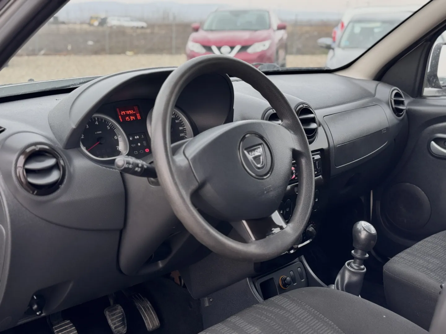 Cumpara/ Vinde online Dacia Duster 2011 SH, la cel mai bun pret pentru tine!