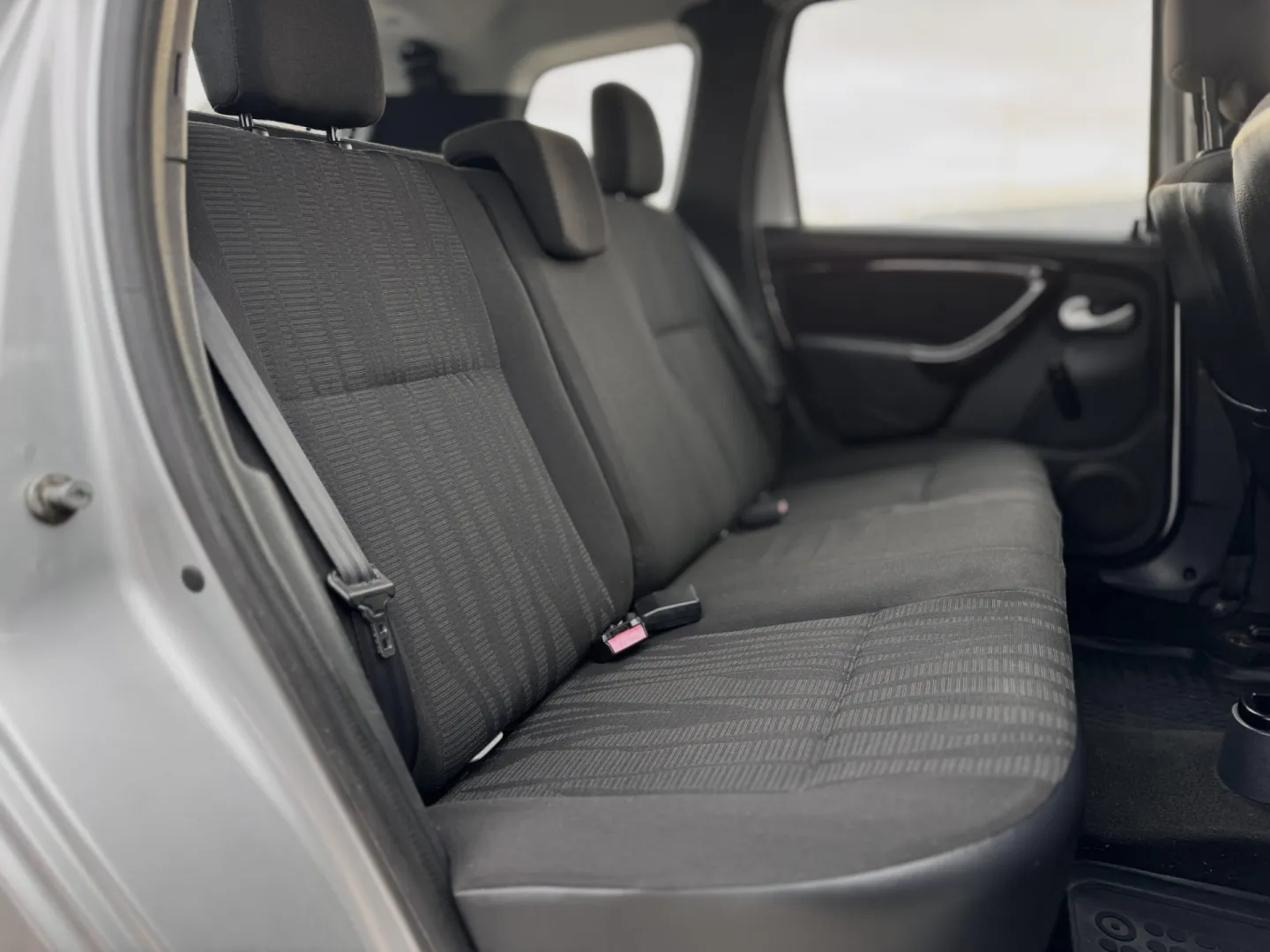 Cumpara/ Vinde online Dacia Duster 2011 SH, la cel mai bun pret pentru tine!