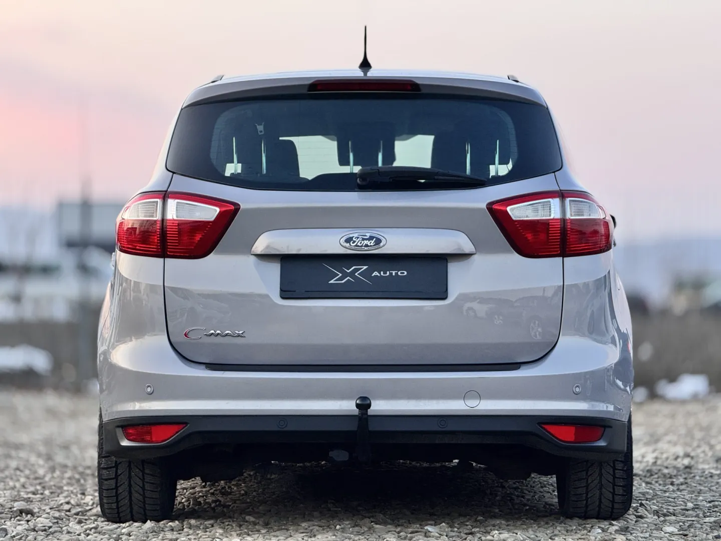 Cumpara/ Vinde online Ford C-Max 2010 SH, la cel mai bun pret pentru tine!