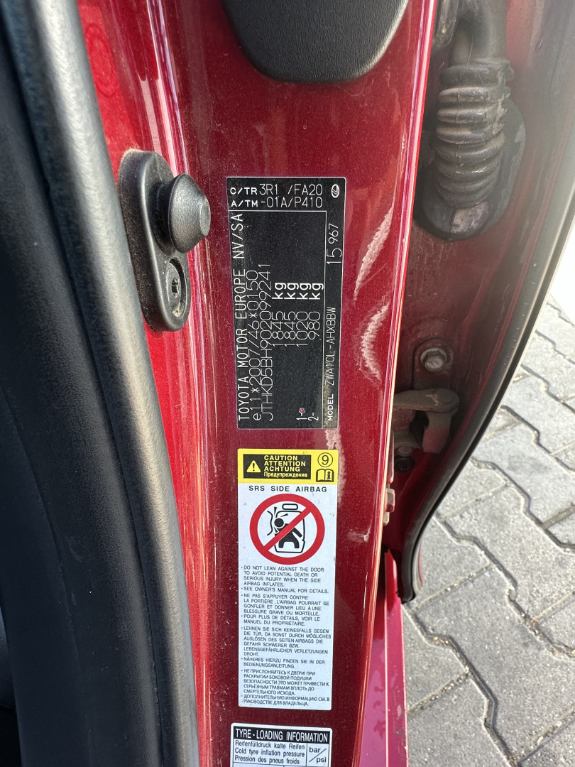 Cumpara/ Vinde online Lexus CT 200h 2012 SH, la cel mai bun pret pentru tine!