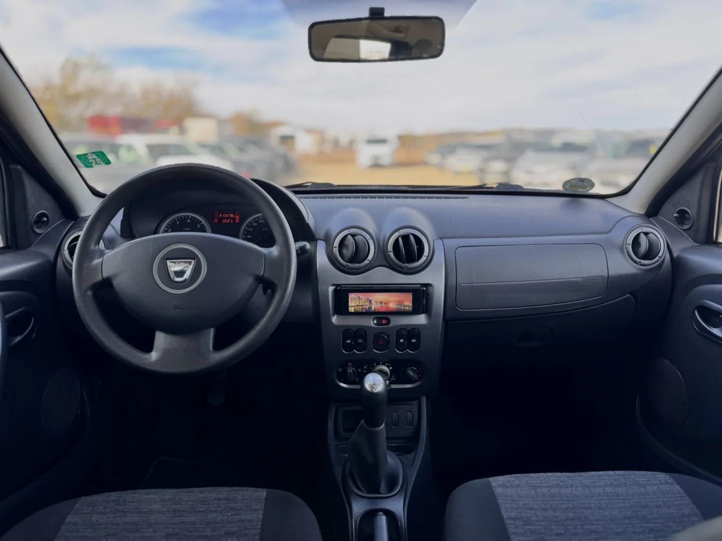 Cumpara/ Vinde online Dacia Duster 2011 SH, la cel mai bun pret pentru tine!