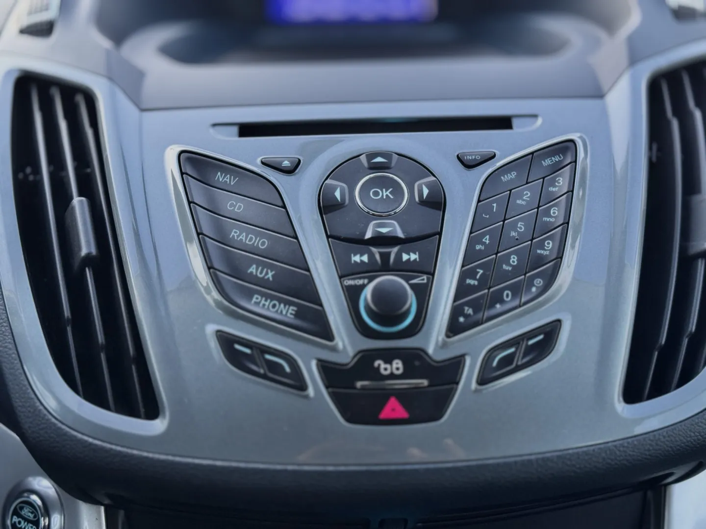 Cumpara/ Vinde online Ford C-Max 2010 SH, la cel mai bun pret pentru tine!
