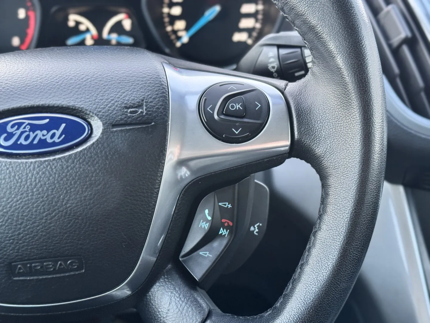 Cumpara/ Vinde online Ford C-Max 2010 SH, la cel mai bun pret pentru tine!