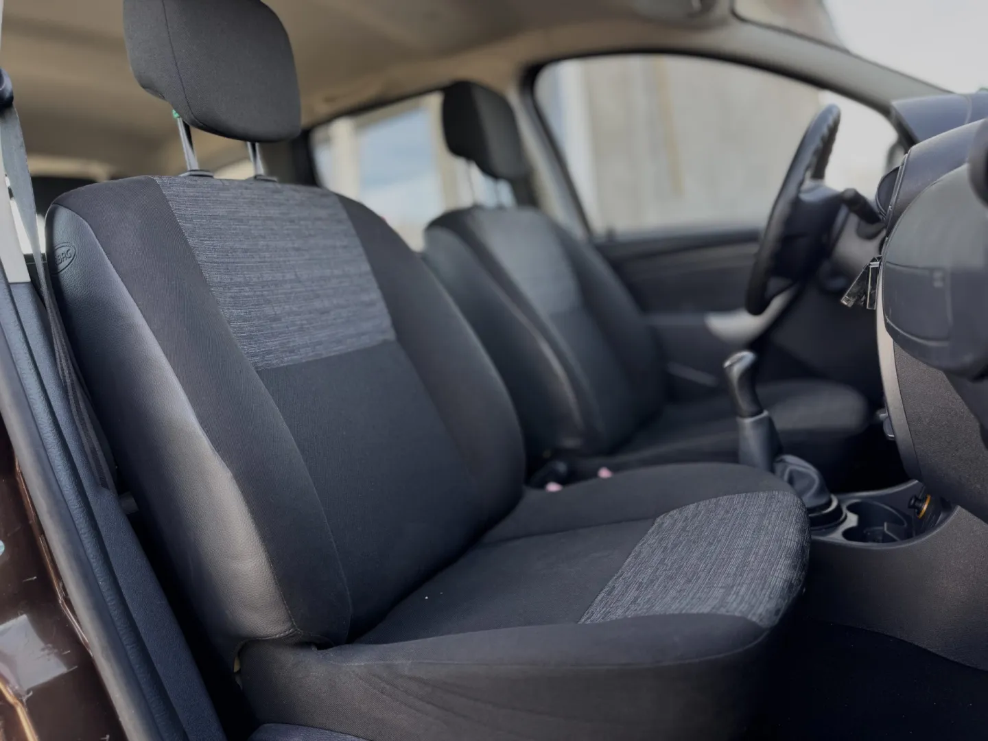 Cumpara/ Vinde online Dacia Duster 2011 SH, la cel mai bun pret pentru tine!