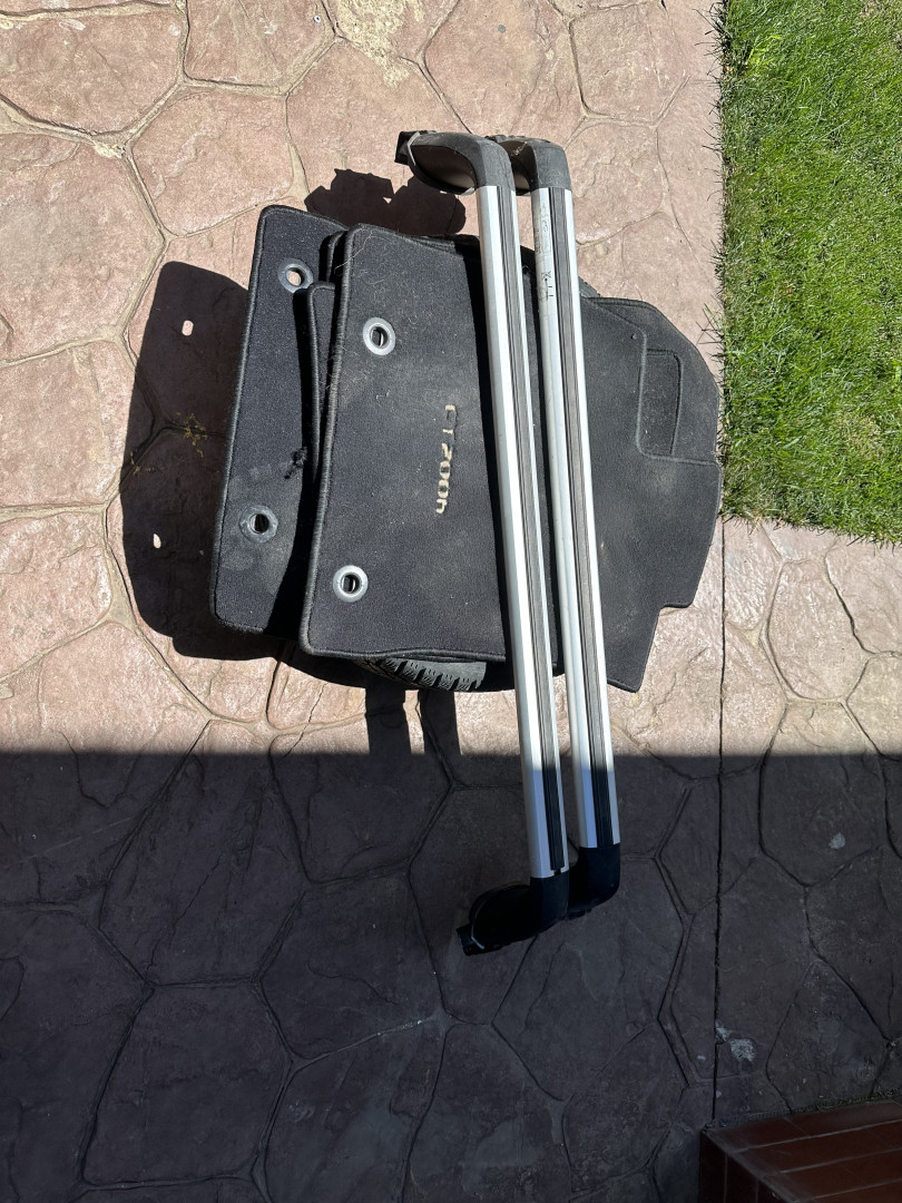 Cumpara/ Vinde online Lexus CT 200h 2012 SH, la cel mai bun pret pentru tine!