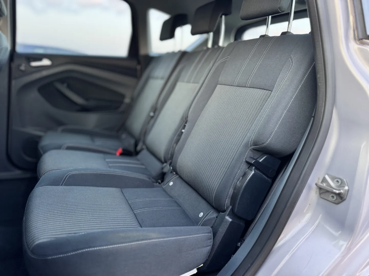Cumpara/ Vinde online Ford C-Max 2010 SH, la cel mai bun pret pentru tine!