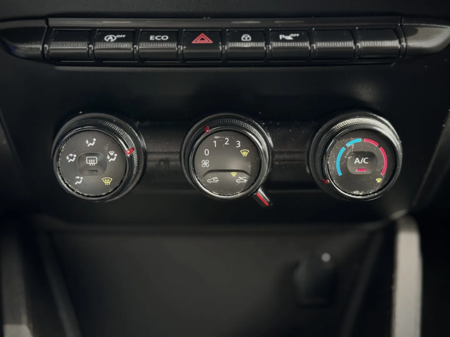Cumpara/ Vinde online Dacia Duster 2018 SH, la cel mai bun pret pentru tine!