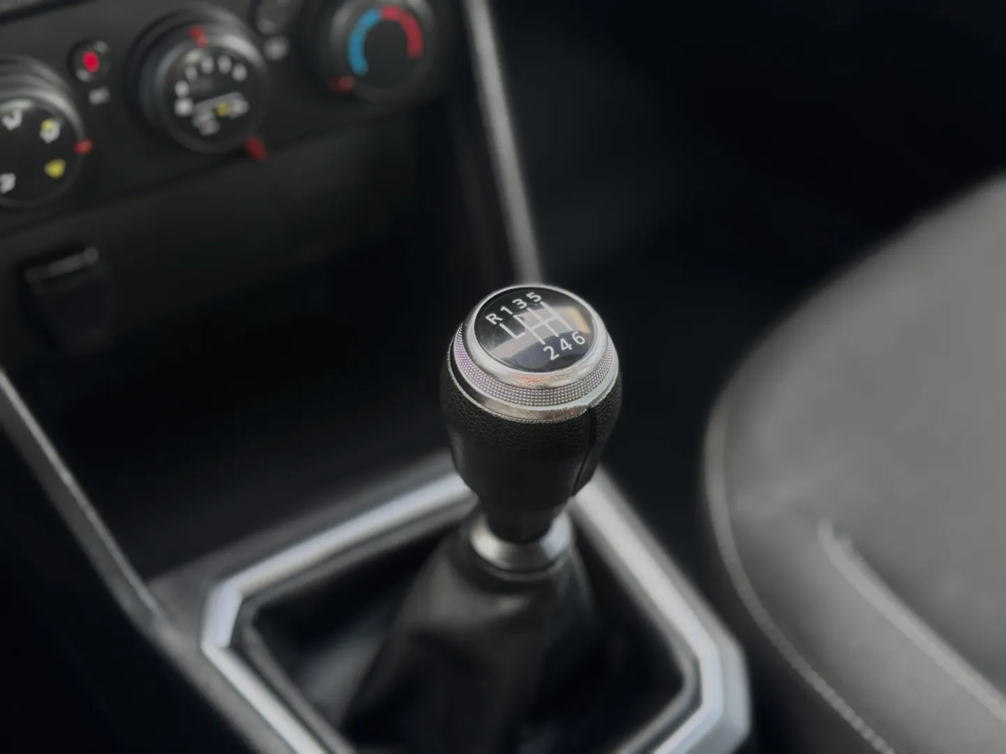 Cumpara/ Vinde online Dacia Logan 2022 SH, la cel mai bun pret pentru tine!