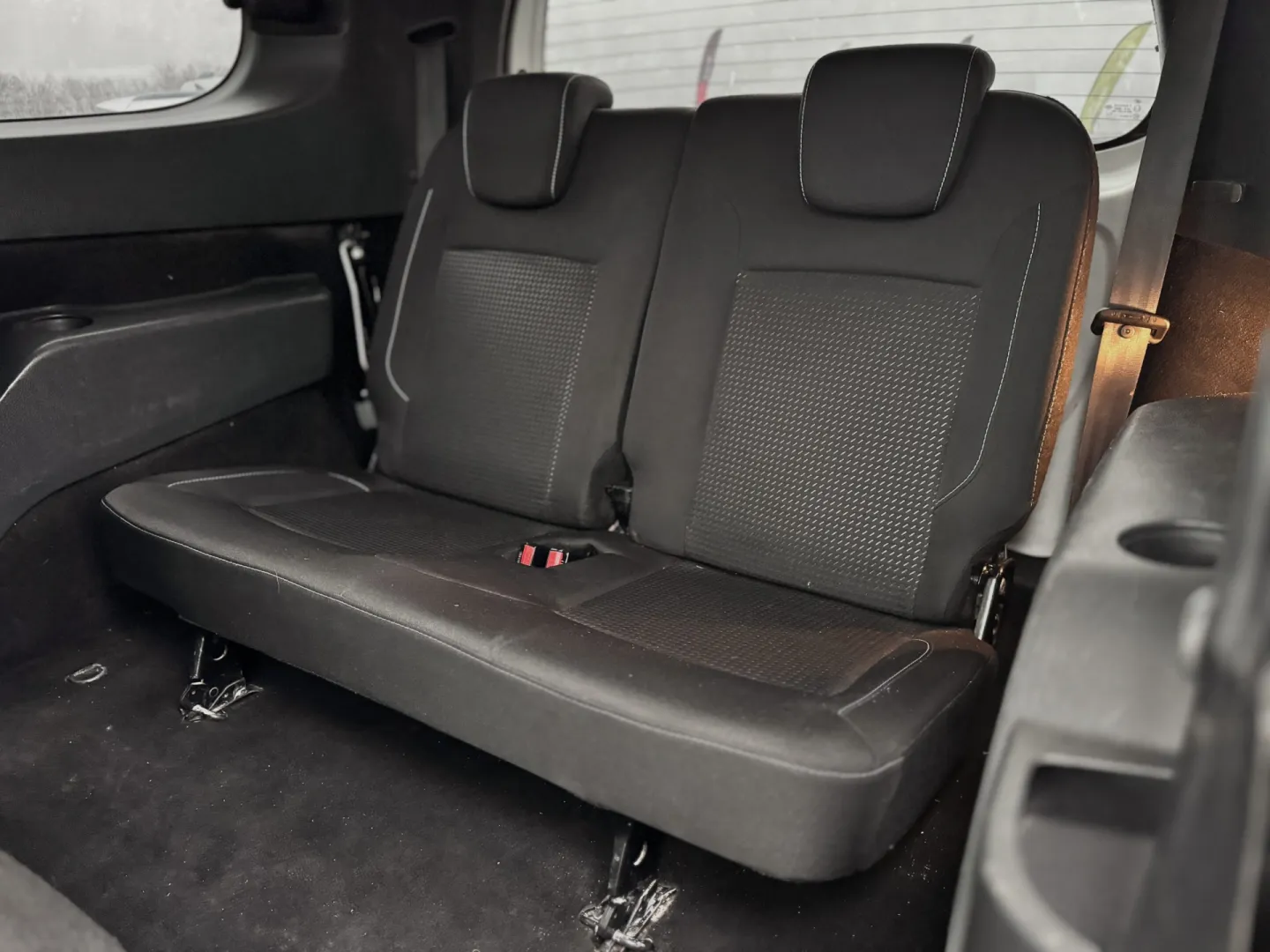 Cumpara/ Vinde online Dacia Lodgy 2017 SH, la cel mai bun pret pentru tine!