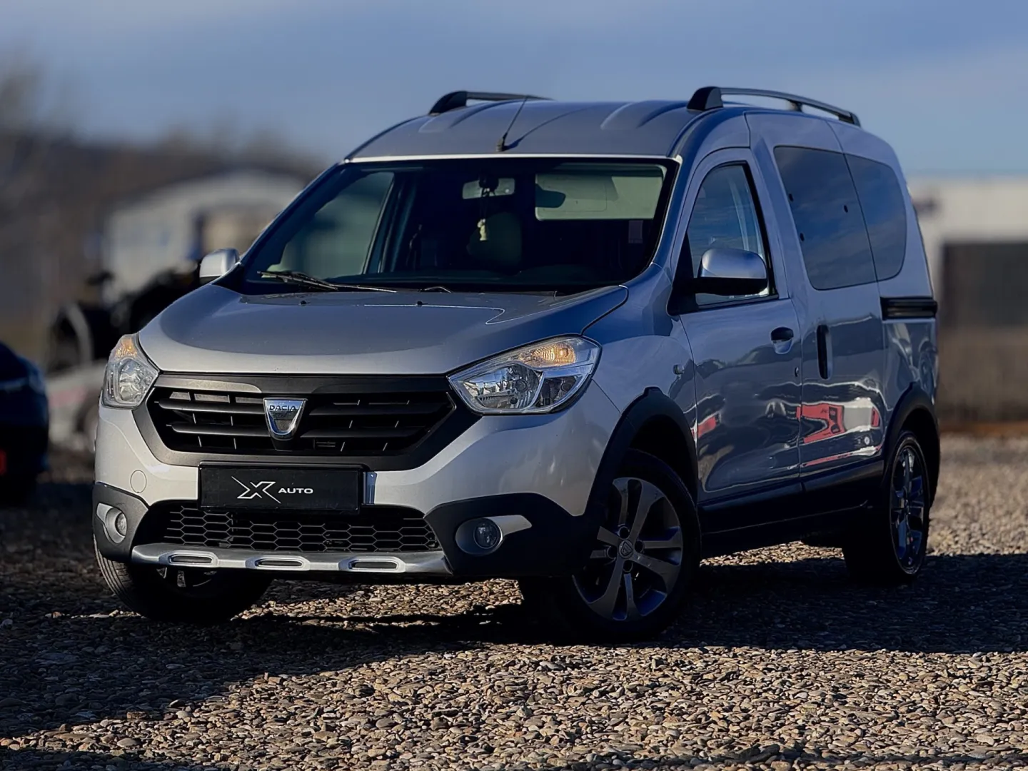 Cumpara/ Vinde online Dacia Dokker 2015 SH, la cel mai bun pret pentru tine!