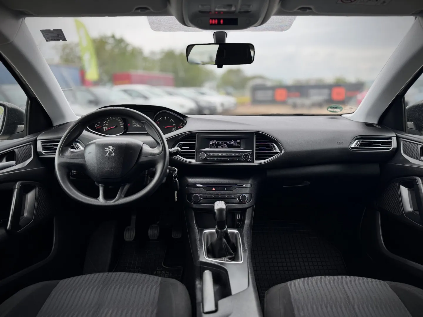 Cumpara/ Vinde online Peugeot 308 2014 SH, la cel mai bun pret pentru tine!
