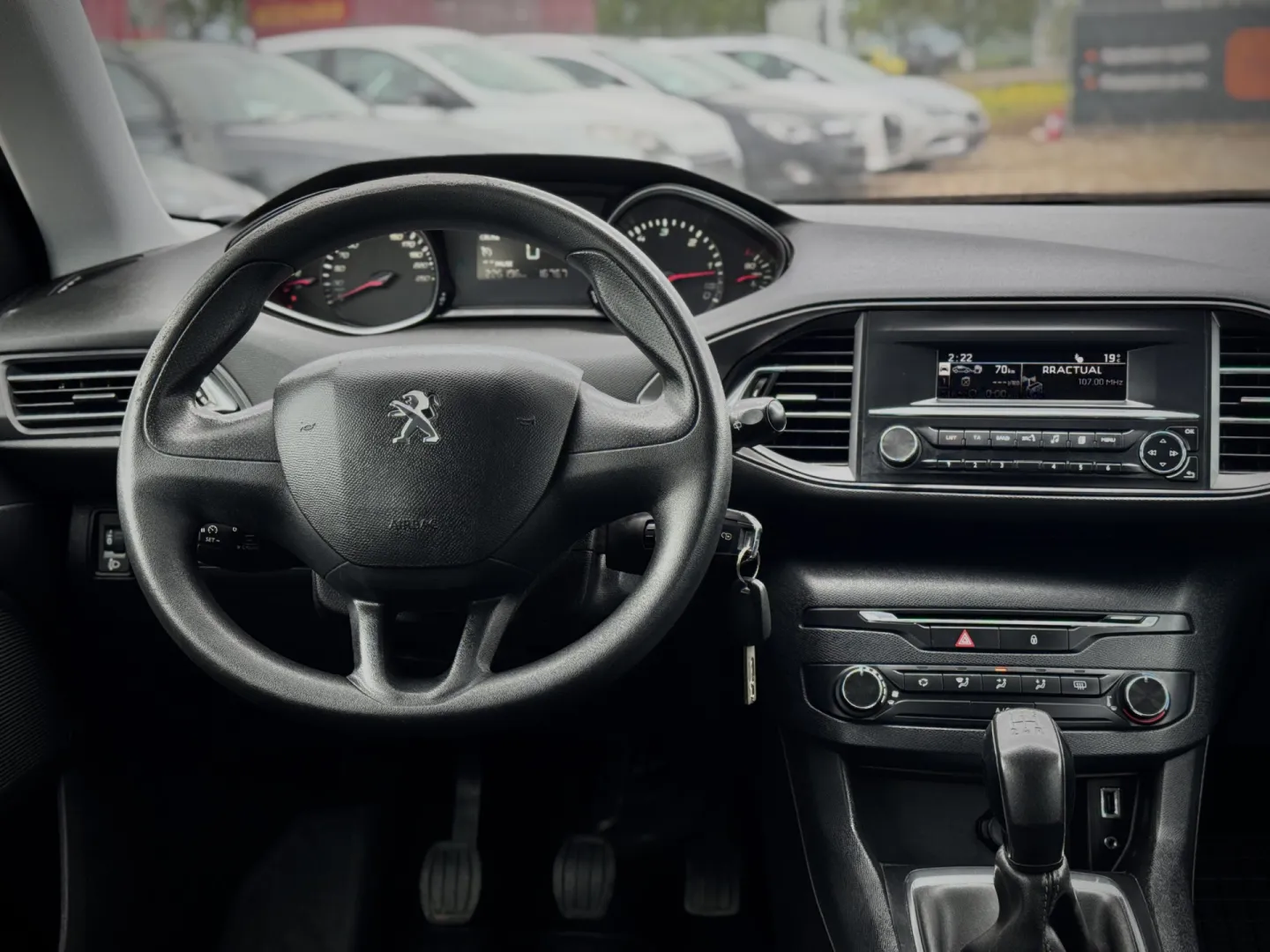 Cumpara/ Vinde online Peugeot 308 2014 SH, la cel mai bun pret pentru tine!