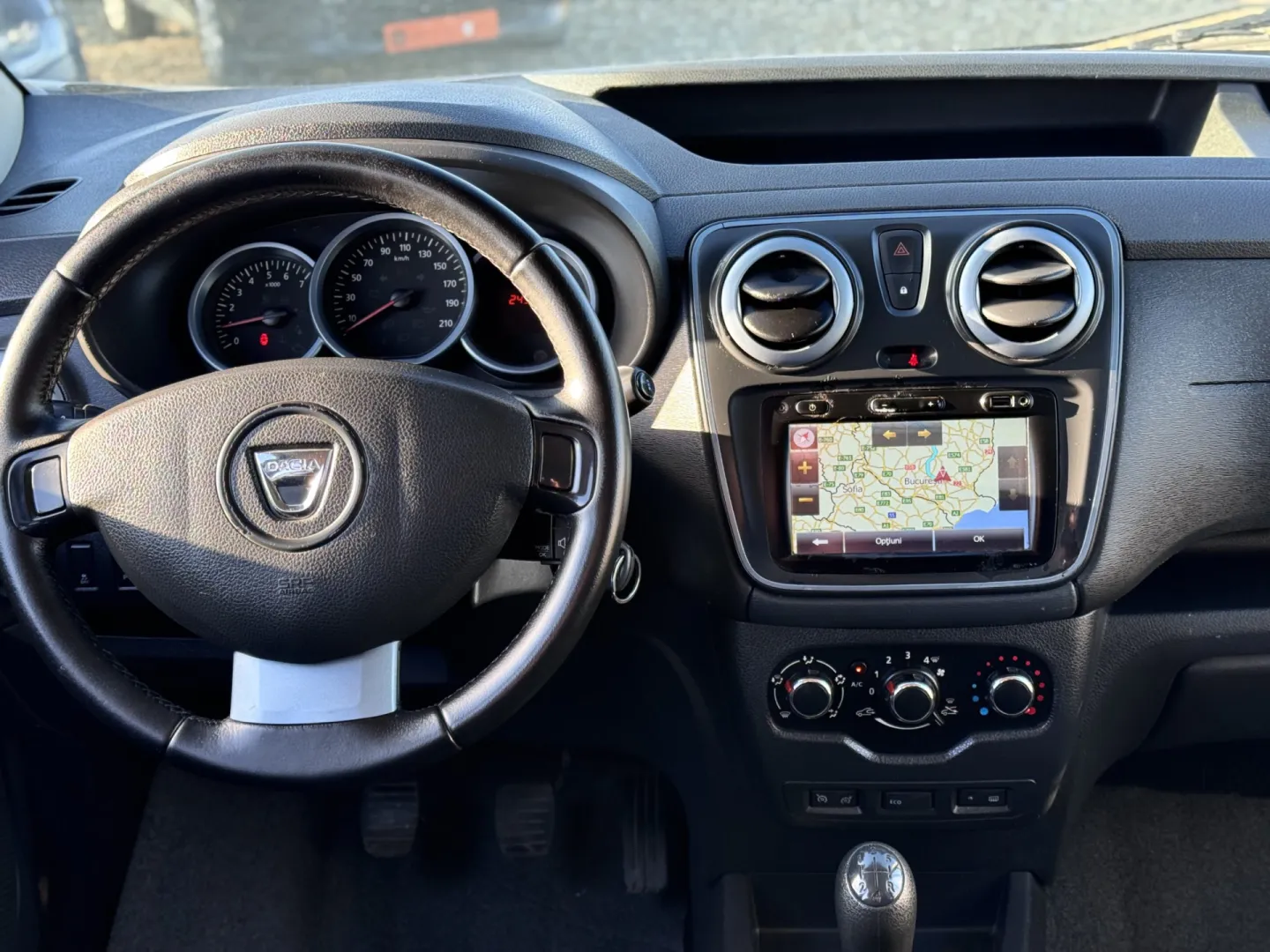 Cumpara/ Vinde online Dacia Dokker 2015 SH, la cel mai bun pret pentru tine!