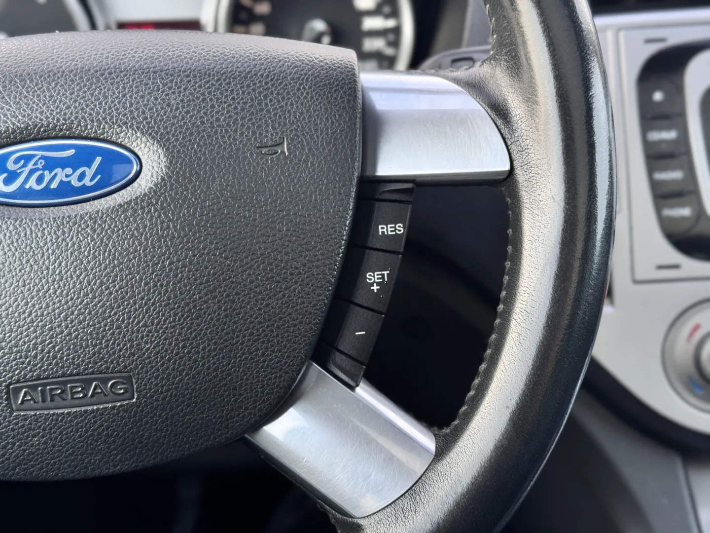 Cumpara/ Vinde online Ford Kuga 2009 SH, la cel mai bun pret pentru tine!