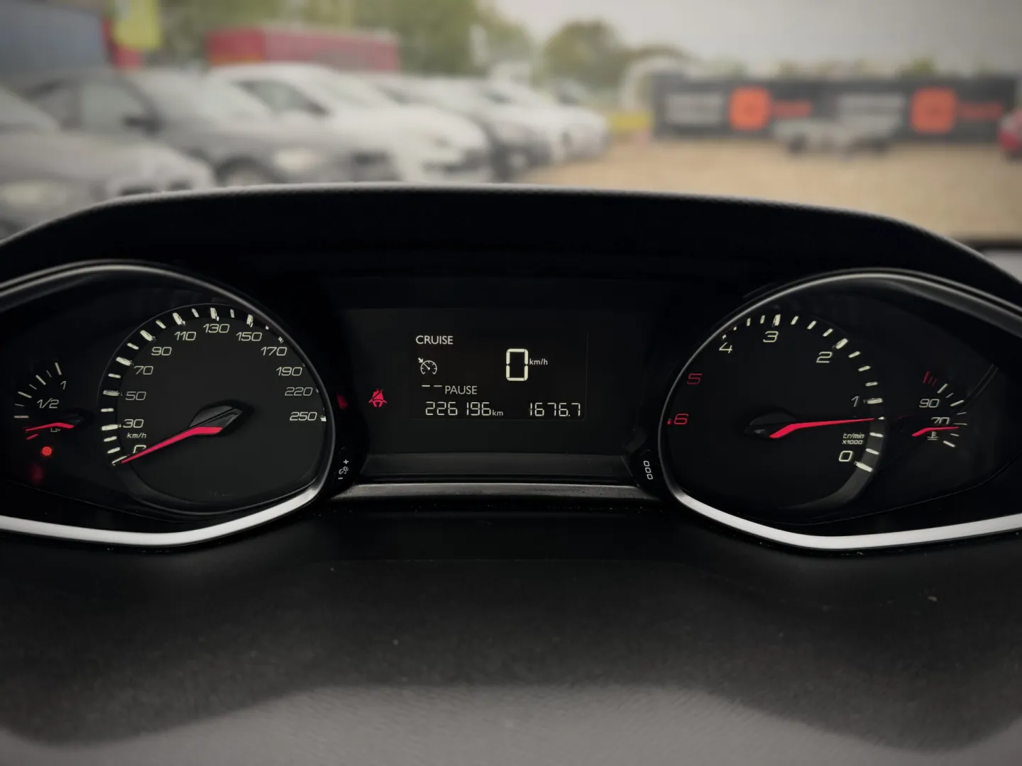 Cumpara/ Vinde online Peugeot 308 2014 SH, la cel mai bun pret pentru tine!