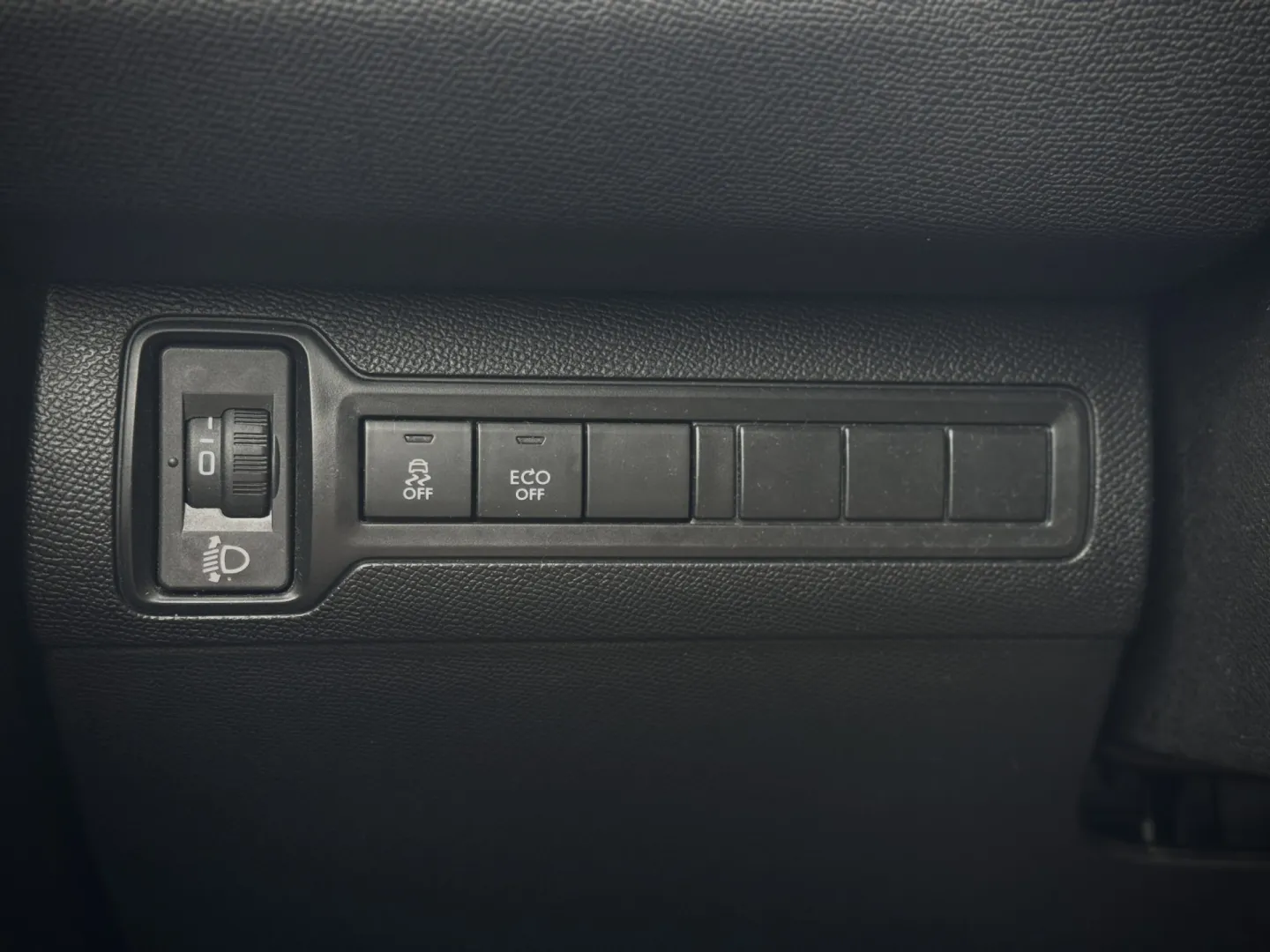 Cumpara/ Vinde online Peugeot 308 2014 SH, la cel mai bun pret pentru tine!