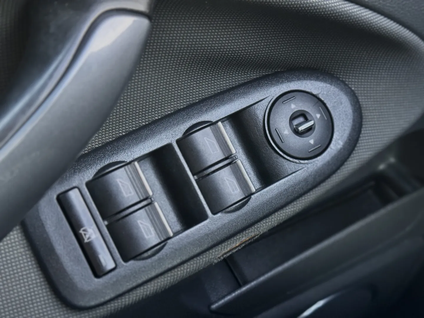 Cumpara/ Vinde online Ford Kuga 2009 SH, la cel mai bun pret pentru tine!