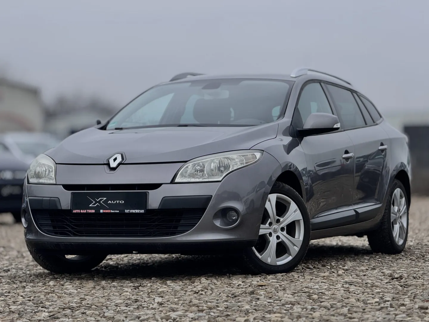 Cumpara/ Vinde online Renault  Megane 2009 SH, la cel mai bun pret pentru tine!
