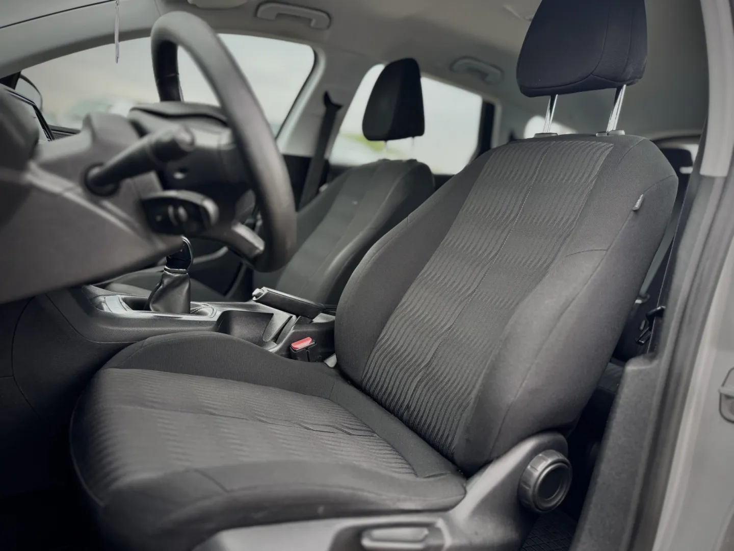 Cumpara/ Vinde online Peugeot 308 2014 SH, la cel mai bun pret pentru tine!