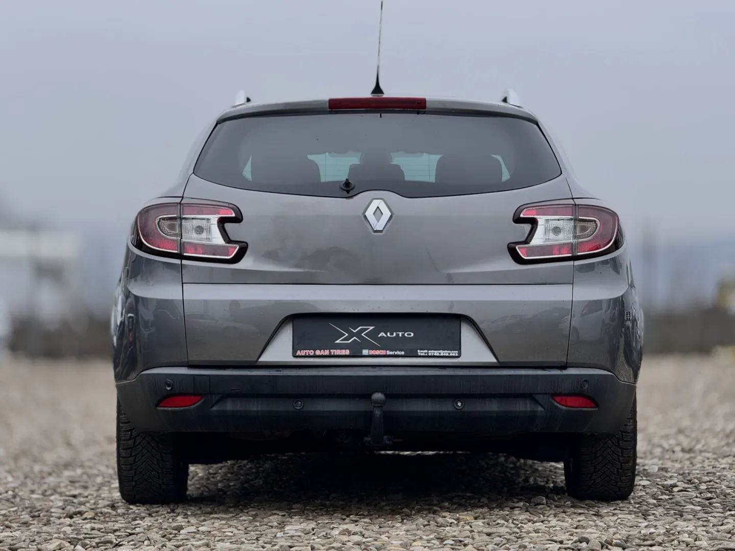 Cumpara/ Vinde online Renault  Megane 2009 SH, la cel mai bun pret pentru tine!
