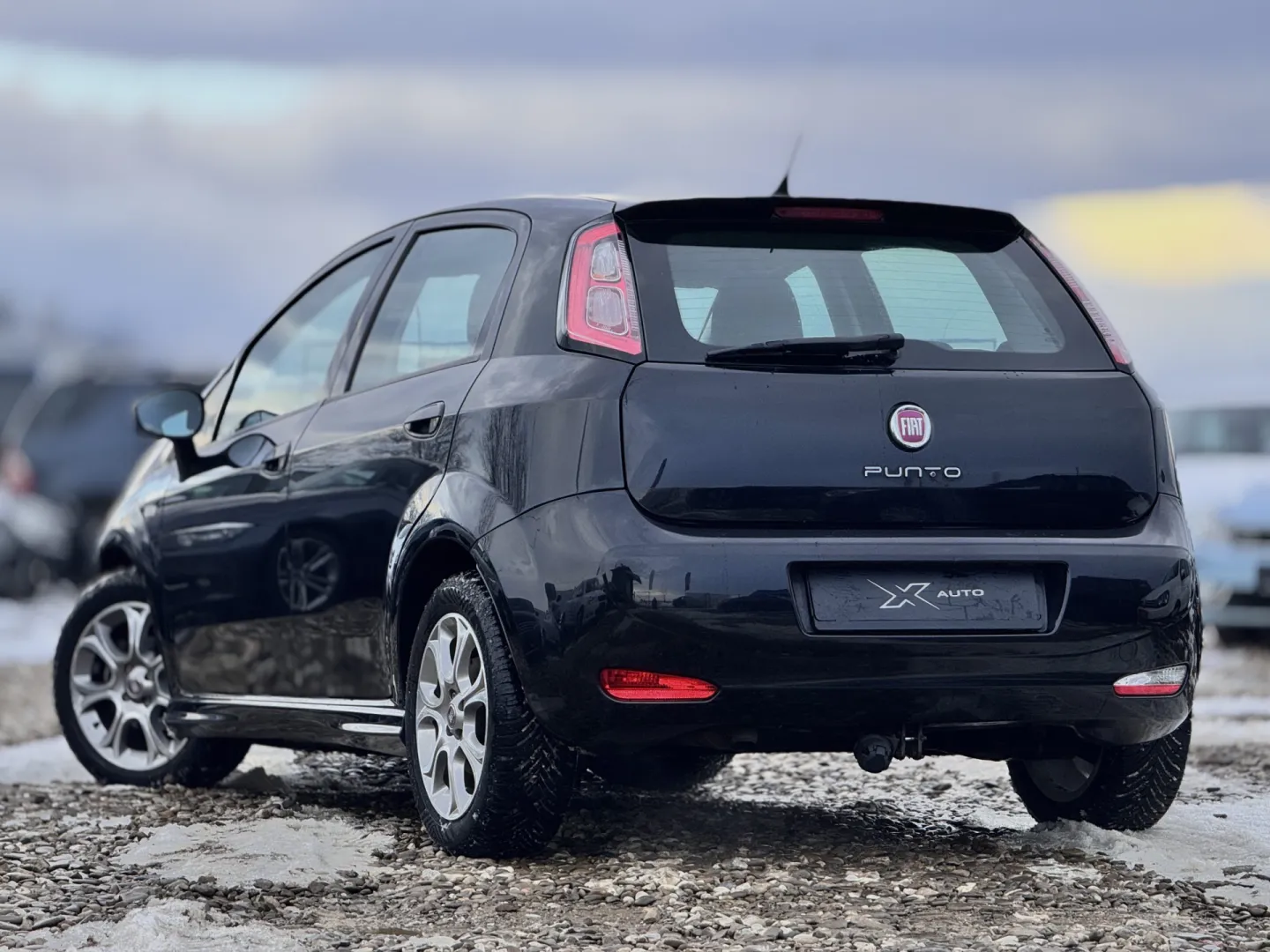 Cumpara/ Vinde online Fiat Punto 2013 SH, la cel mai bun pret pentru tine!