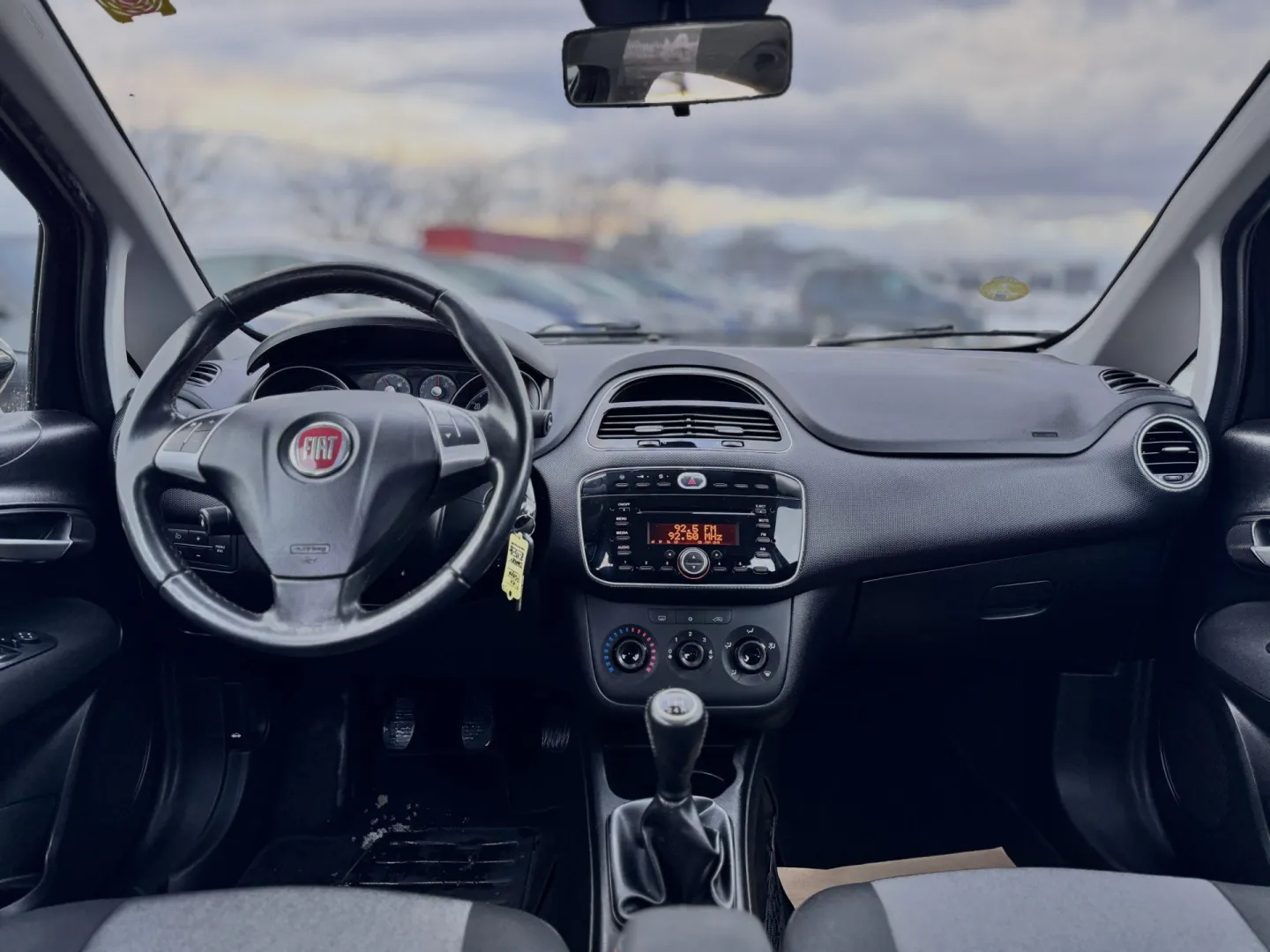 Cumpara/ Vinde online Fiat Punto 2013 SH, la cel mai bun pret pentru tine!