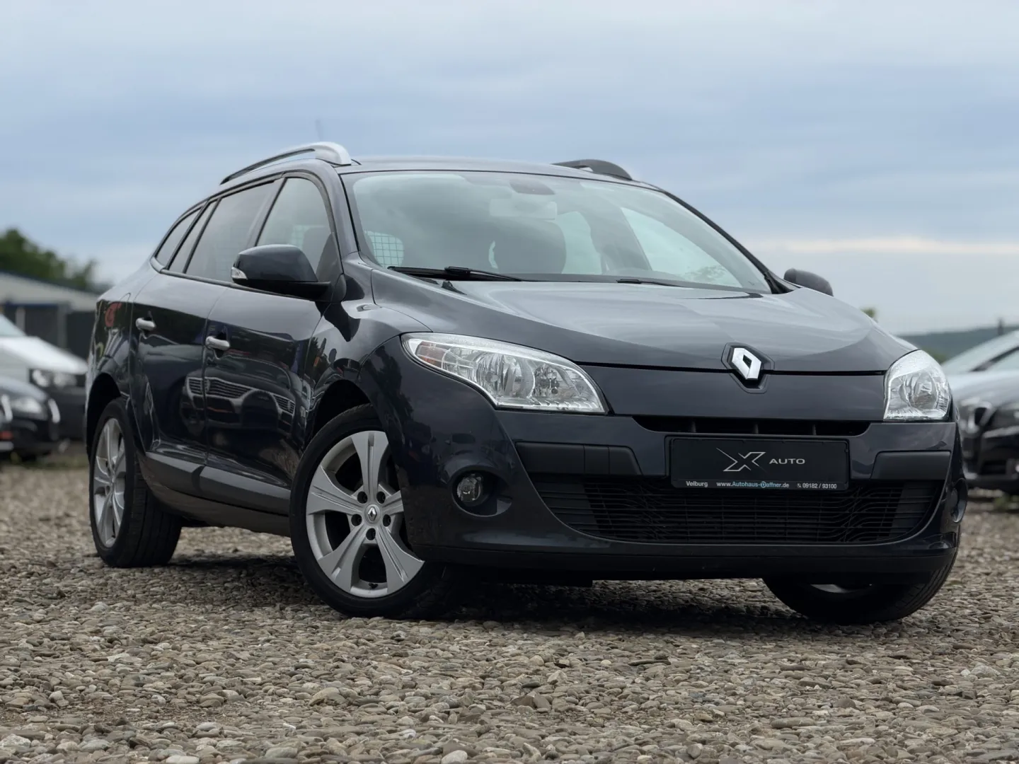 Cumpara/ Vinde online Renault  Megane 2010 SH, la cel mai bun pret pentru tine!