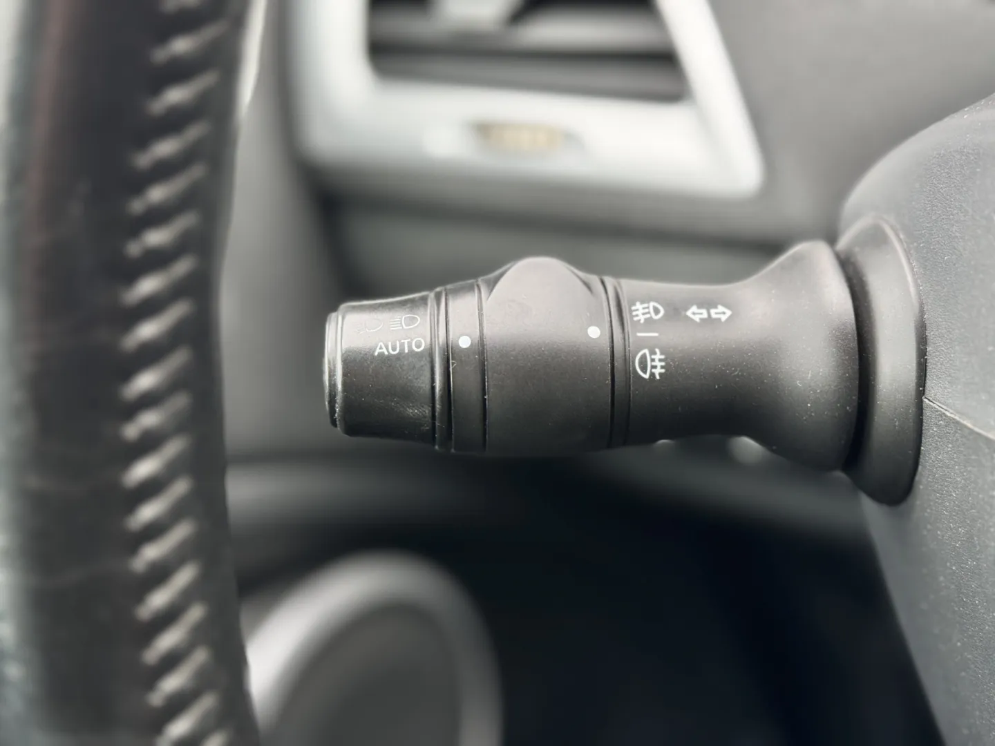 Cumpara/ Vinde online Renault  Megane 2009 SH, la cel mai bun pret pentru tine!