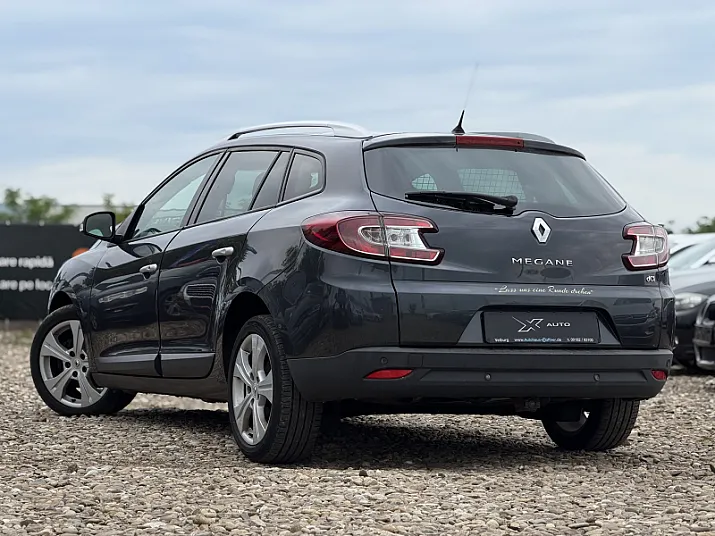 Cumpără / Vinde Renault  Megane 2010 SH, la cel mai bun pret pentru tine!