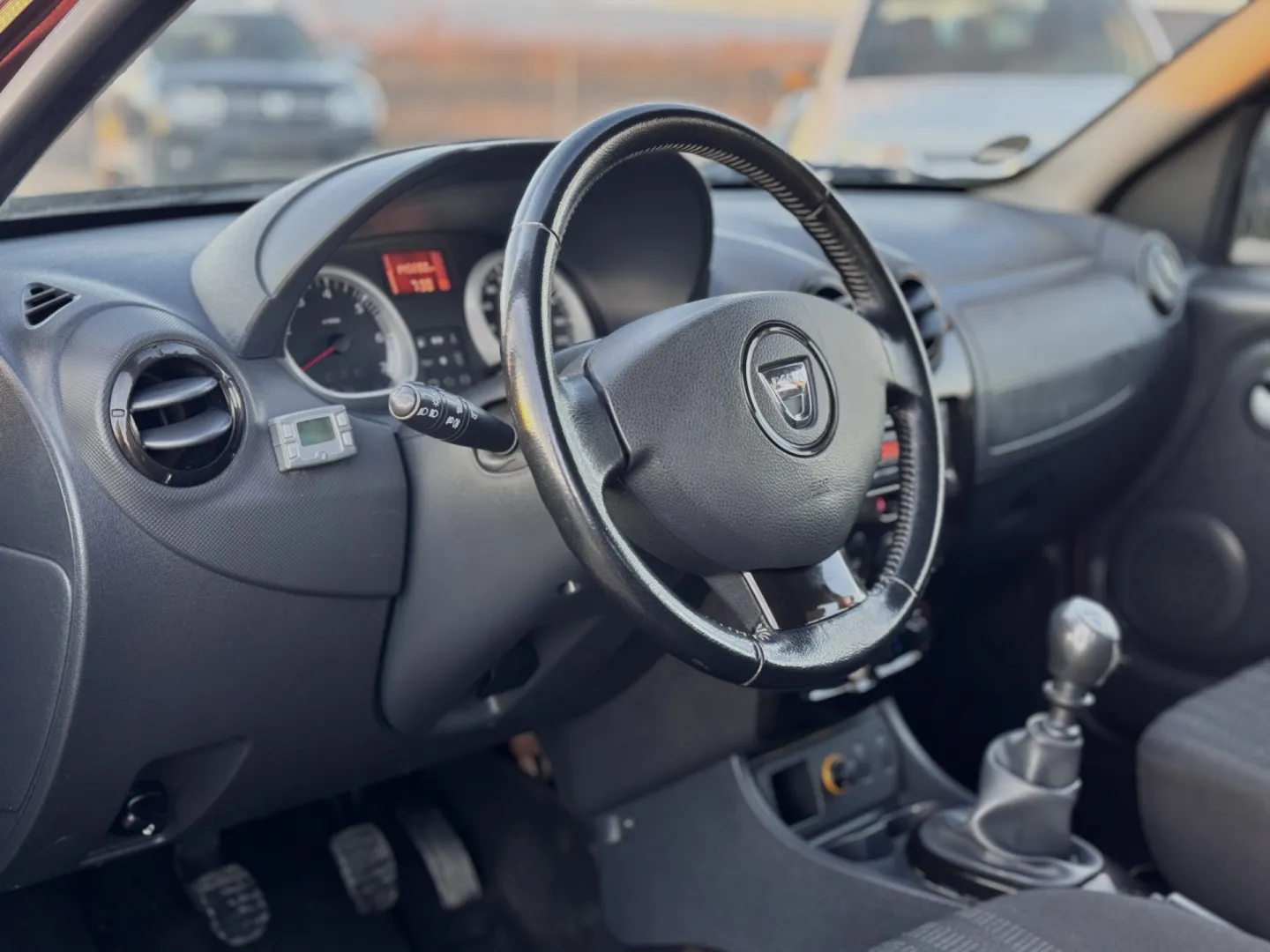 Cumpara/ Vinde online Dacia Duster 2010 SH, la cel mai bun pret pentru tine!