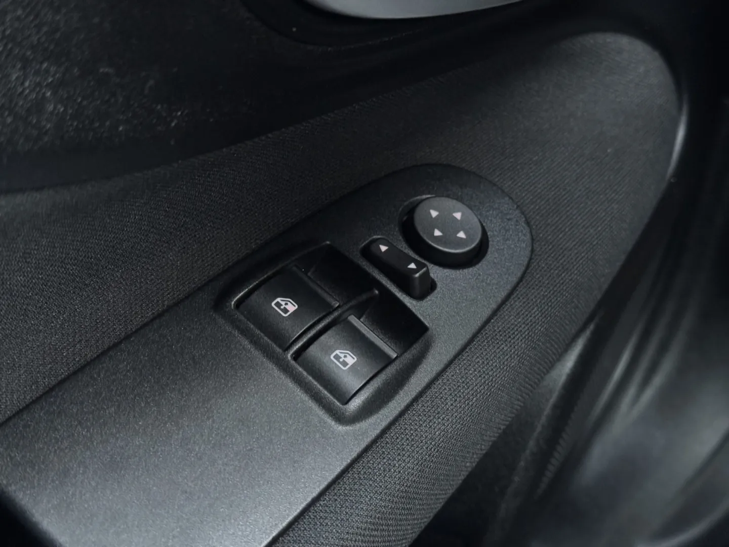Cumpara/ Vinde online Fiat Punto 2013 SH, la cel mai bun pret pentru tine!