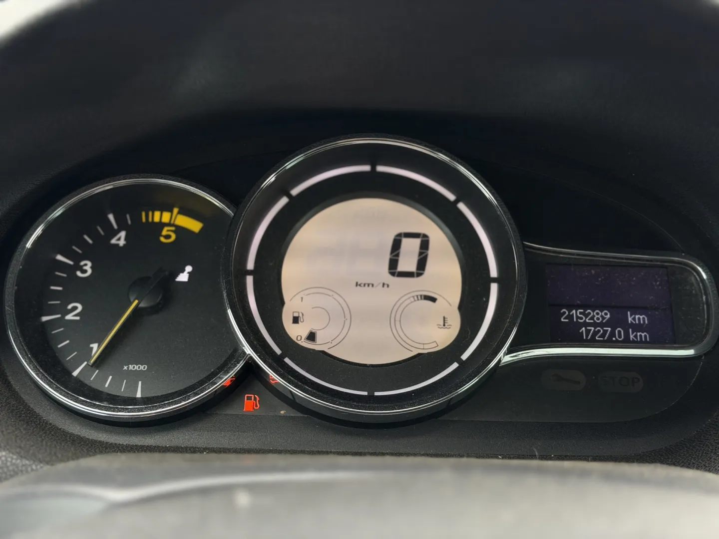 Cumpara/ Vinde online Renault  Megane 2010 SH, la cel mai bun pret pentru tine!