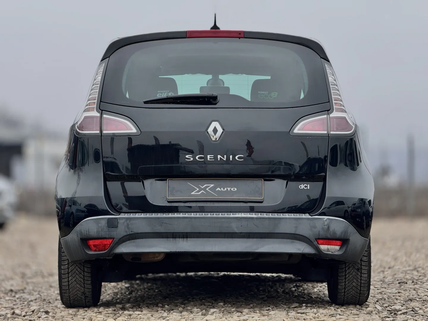Cumpara/ Vinde online Renault  Scenic 2013 SH, la cel mai bun pret pentru tine!