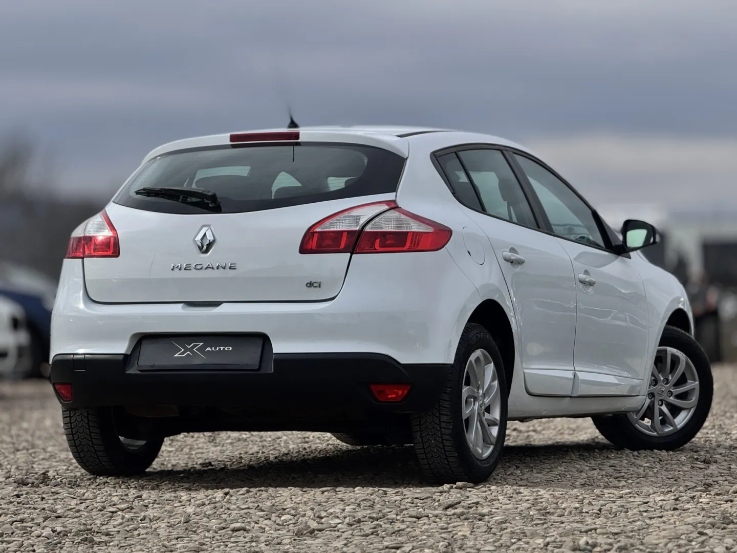 Cumpara/ Vinde online Renault  Megane 2013 SH, la cel mai bun pret pentru tine!