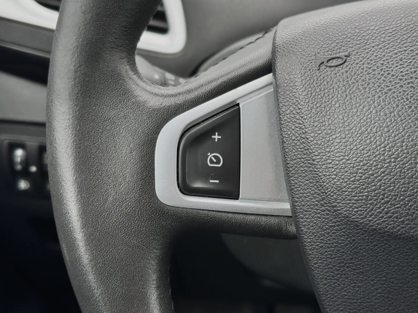 Cumpara/ Vinde online Renault  Scenic 2013 SH, la cel mai bun pret pentru tine!