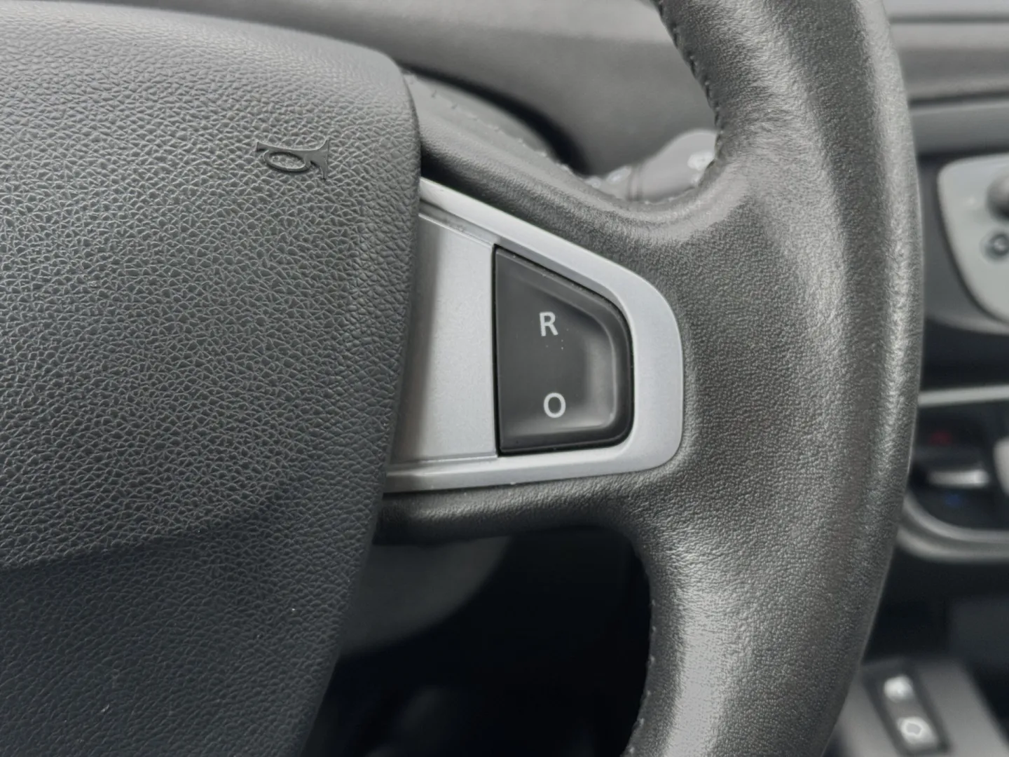 Cumpara/ Vinde online Renault  Scenic 2013 SH, la cel mai bun pret pentru tine!