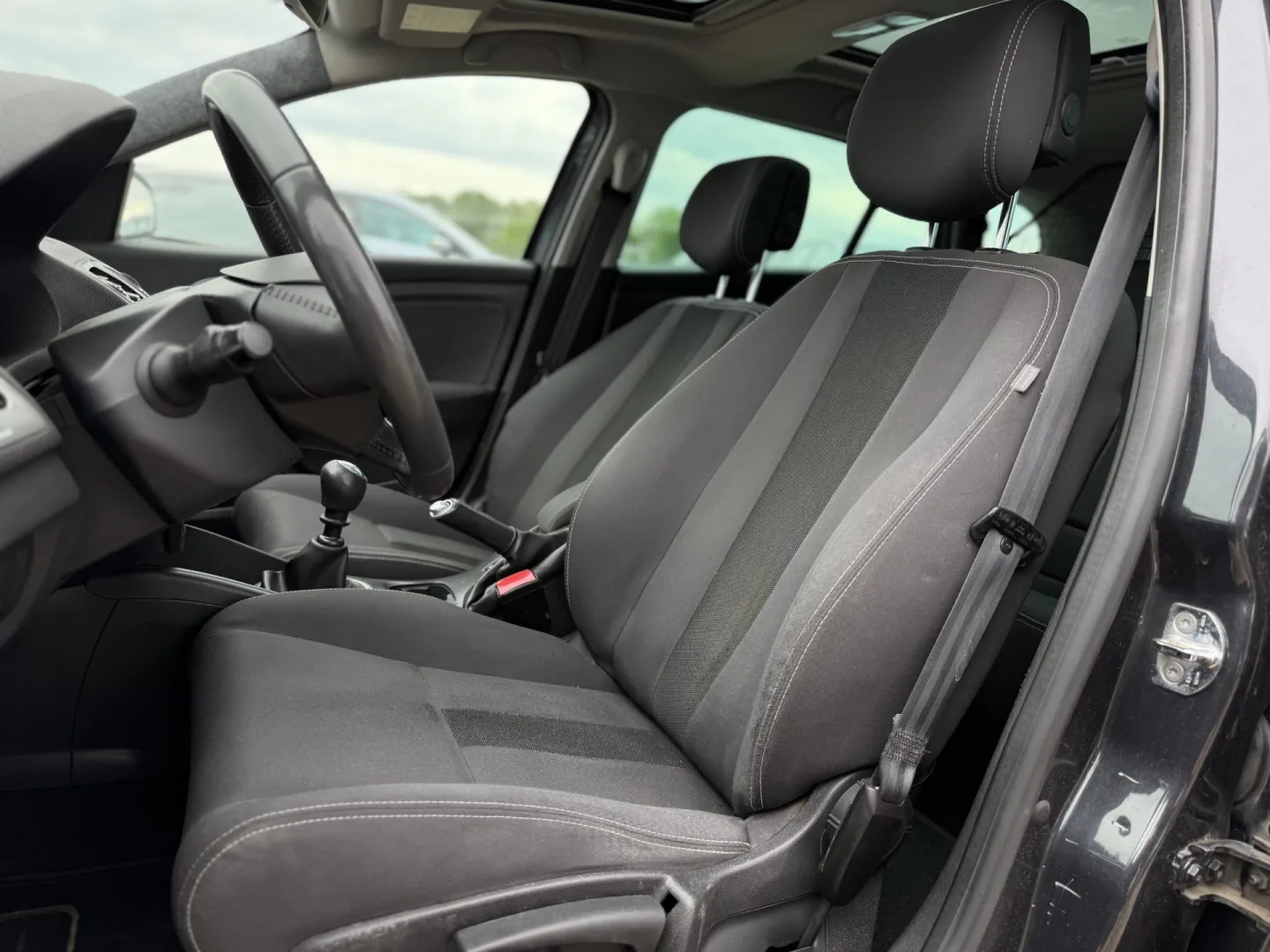 Cumpara/ Vinde online Renault  Megane 2010 SH, la cel mai bun pret pentru tine!
