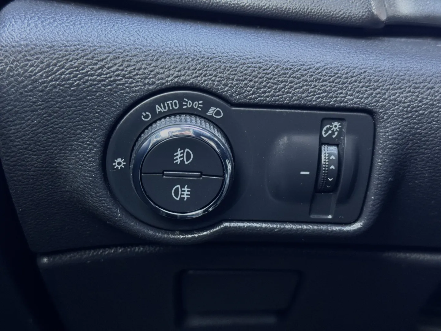Cumpara/ Vinde online Opel Astra 2010 SH, la cel mai bun pret pentru tine!