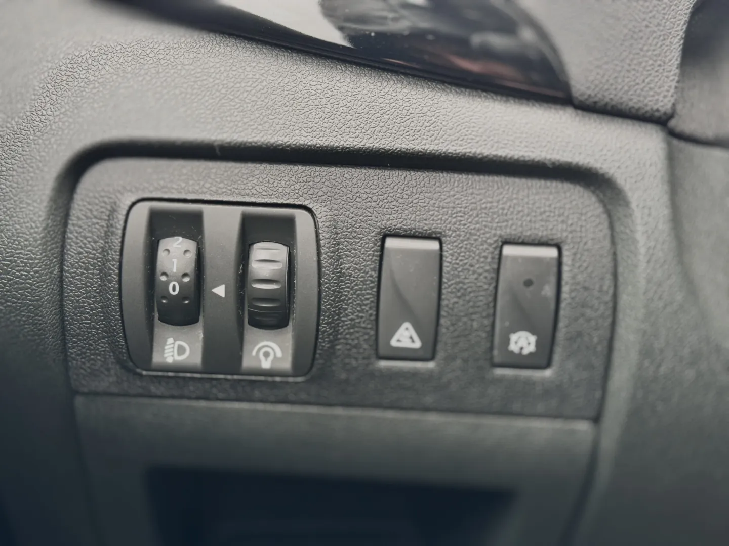 Cumpara/ Vinde online Renault  Scenic 2013 SH, la cel mai bun pret pentru tine!
