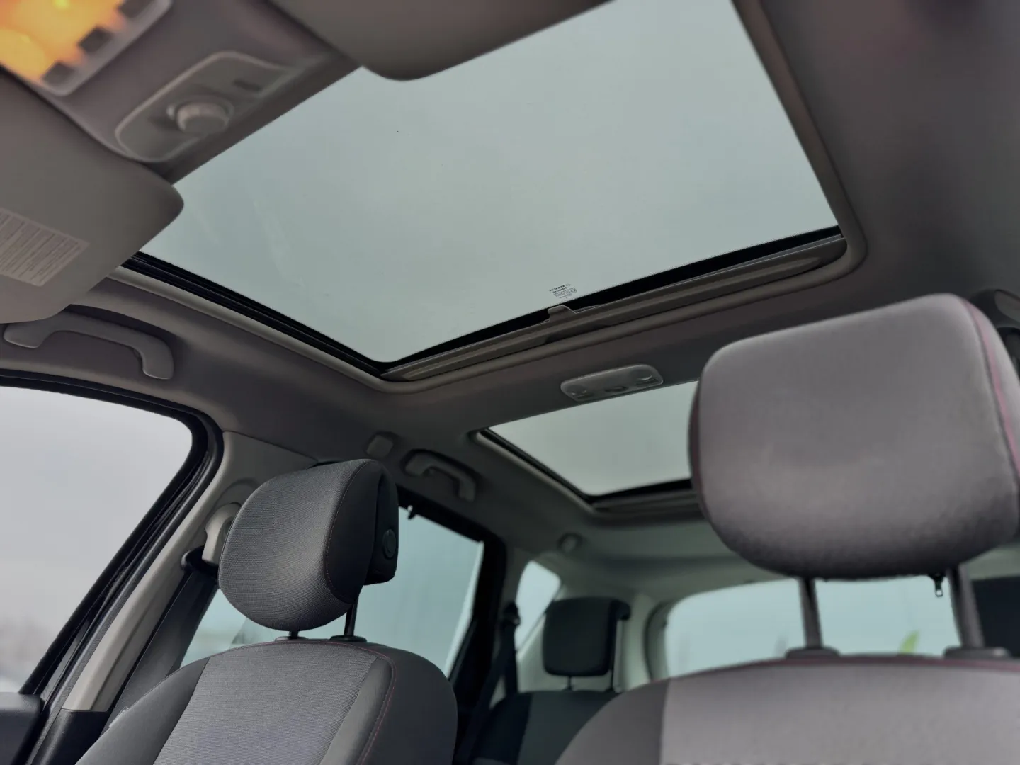 Cumpara/ Vinde online Renault  Scenic 2013 SH, la cel mai bun pret pentru tine!