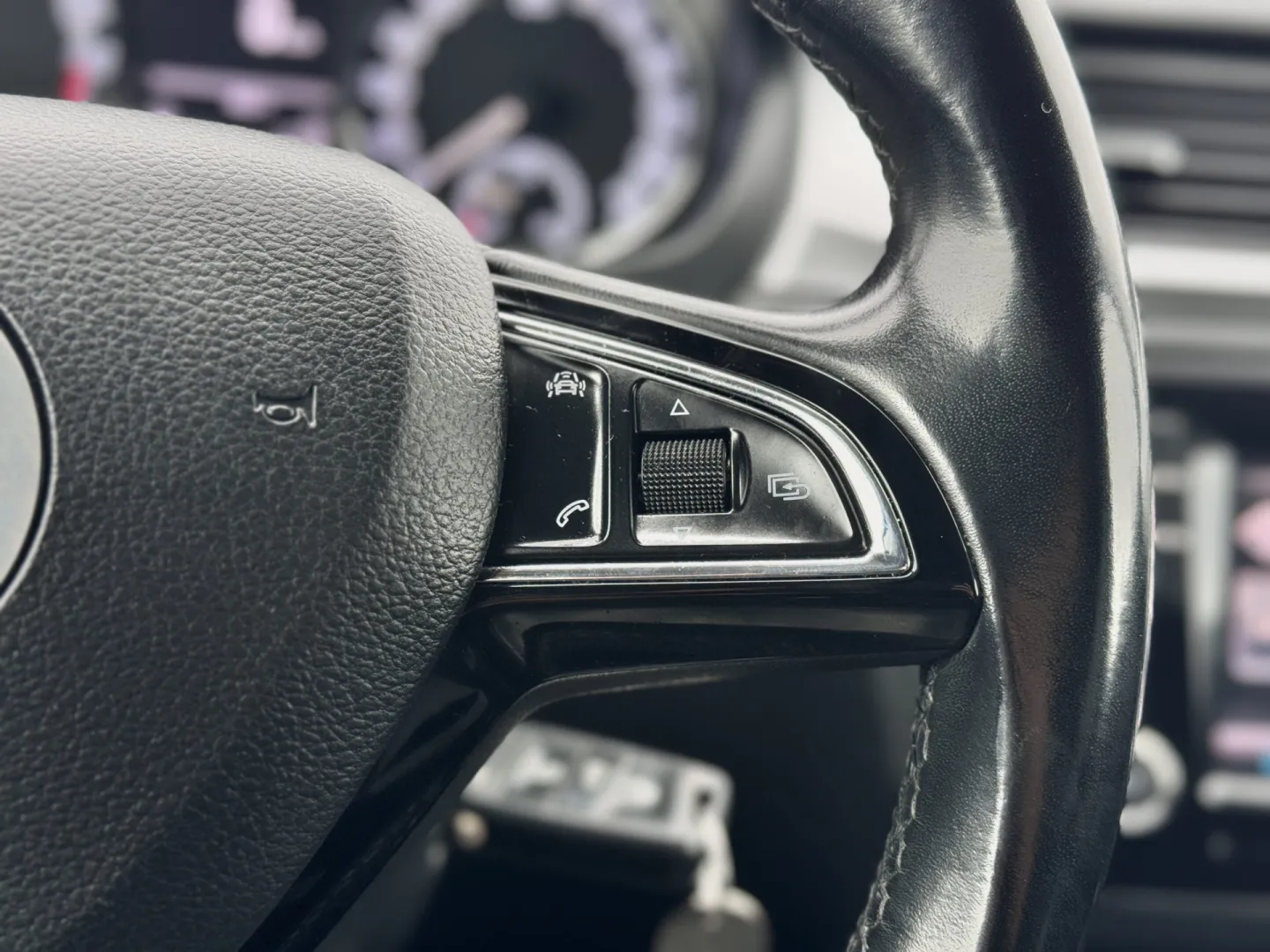 Cumpara/ Vinde online Skoda Rapid 2018 SH, la cel mai bun pret pentru tine!