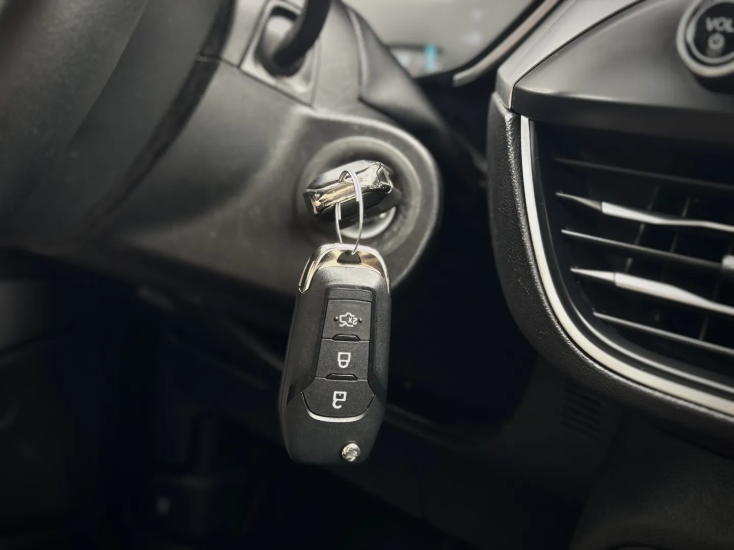Cumpara/ Vinde online Ford Focus 2019 SH, la cel mai bun pret pentru tine!