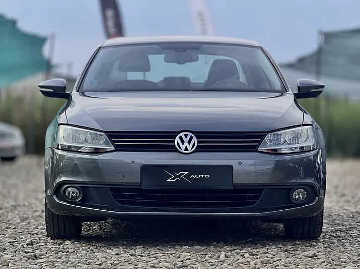 Cumpără / Vinde Volkswagen Jetta 2011 SH, la cel mai bun pret pentru tine!