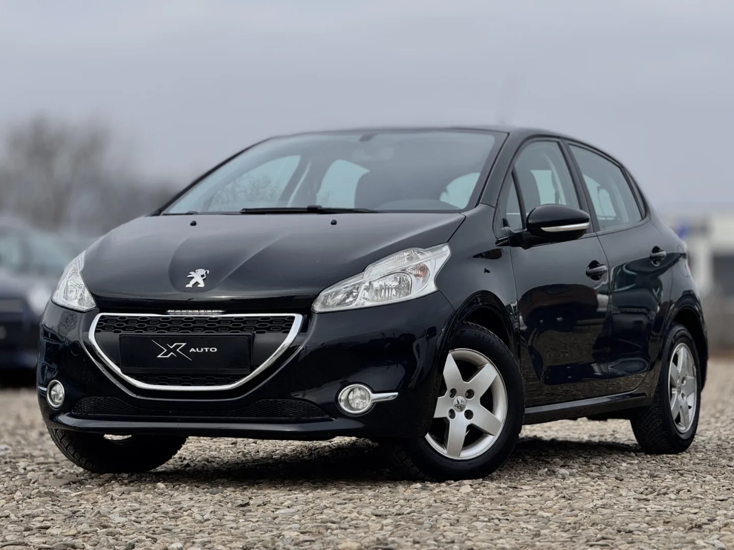 Cumpara/ Vinde online Peugeot 208 2012 SH, la cel mai bun pret pentru tine!