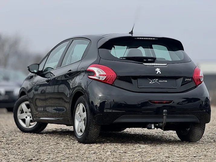Cumpără / Vinde Peugeot 208 2012 SH, la cel mai bun pret pentru tine!
