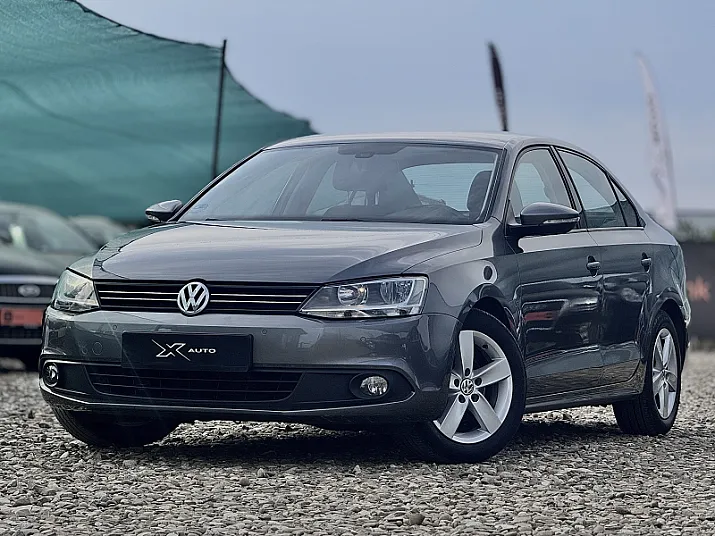 Cumpără / Vinde Volkswagen Jetta 2011 SH, la cel mai bun pret pentru tine!