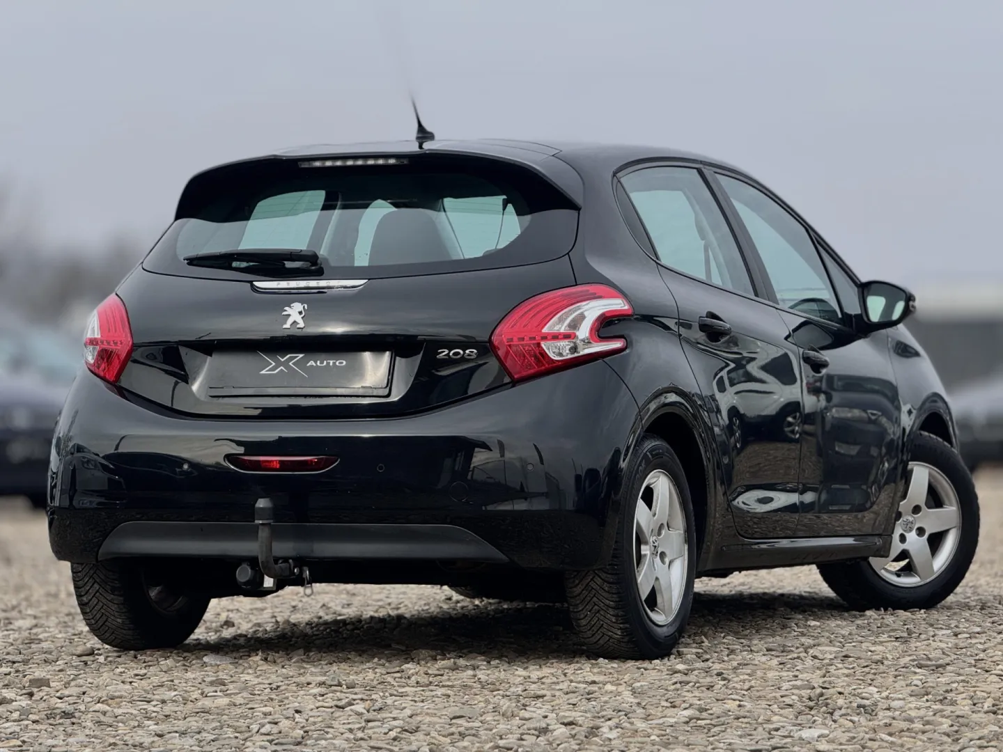 Cumpara/ Vinde online Peugeot 208 2012 SH, la cel mai bun pret pentru tine!