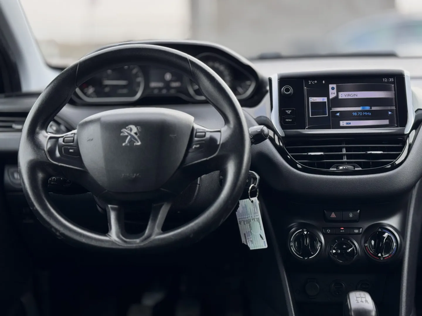 Cumpara/ Vinde online Peugeot 208 2012 SH, la cel mai bun pret pentru tine!